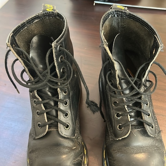 Dr. Martens Vintage 1460 Made In England Boots Black Leather Size 6 - Picture 15 of 16